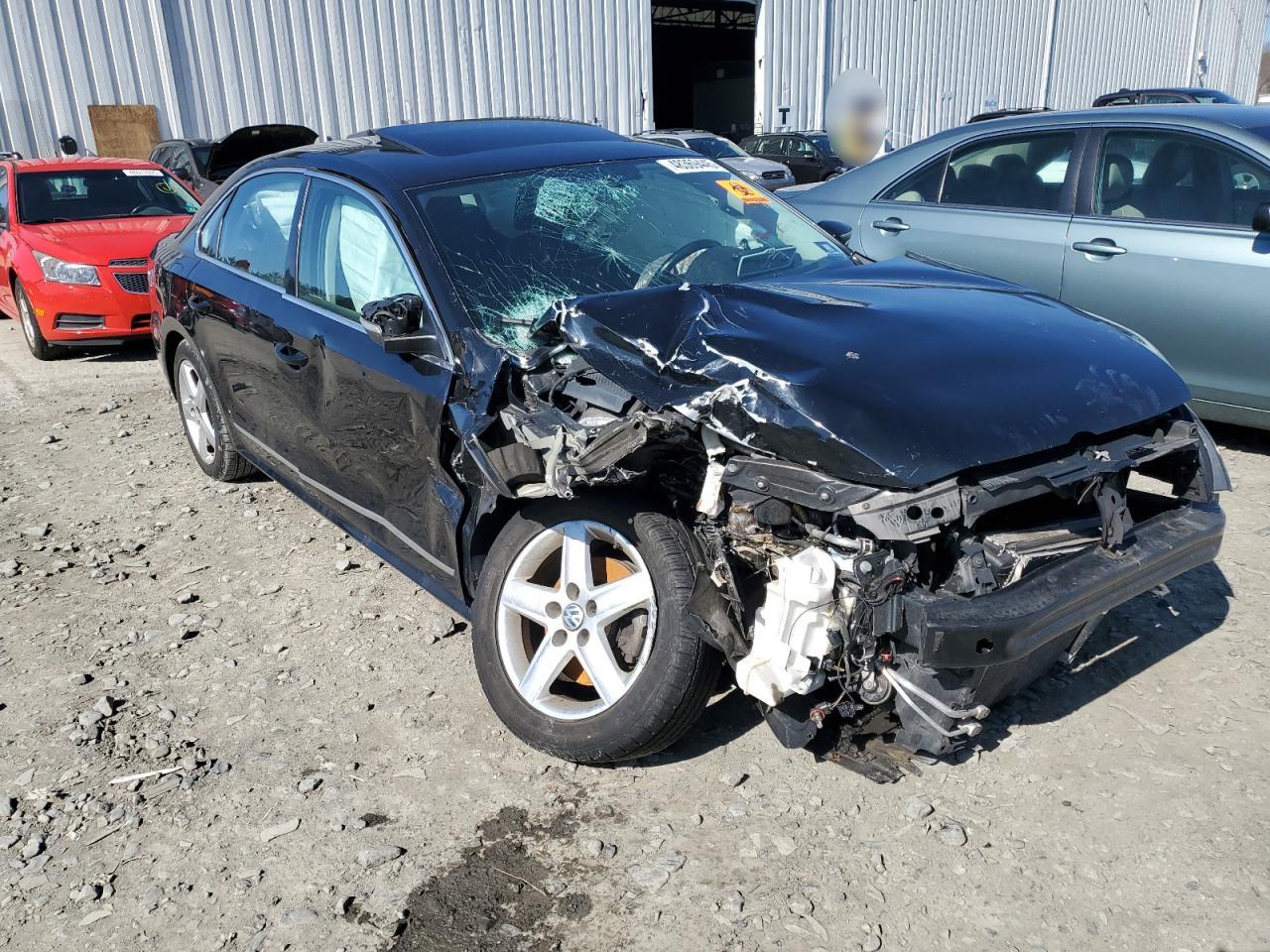 2014 Volkswagen Passat - Image 4