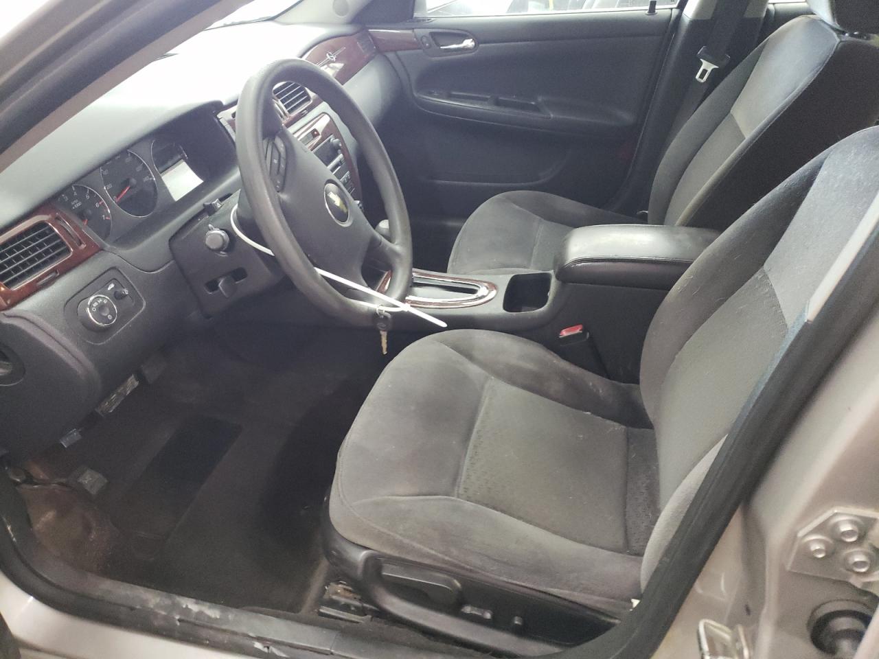 2007 Chevrolet Impala - Image 7