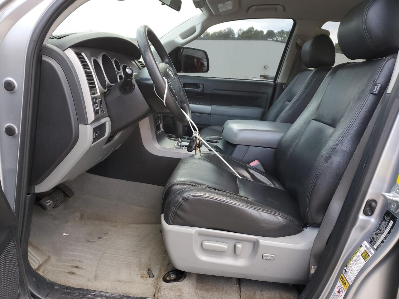2011 Toyota Tundra - Image 7