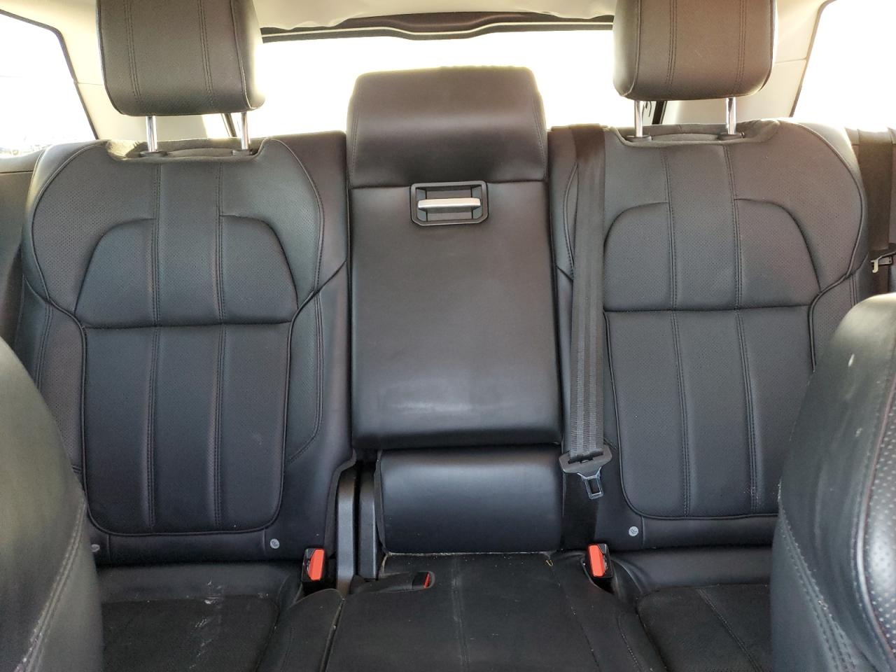 2015 Land Rover Range Rover - Image 10