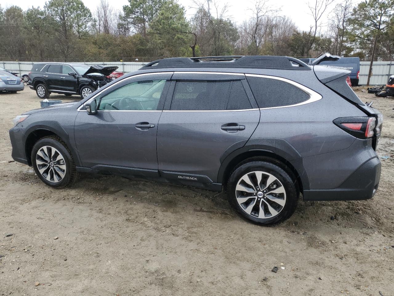 2024 Subaru Outback - Image 2