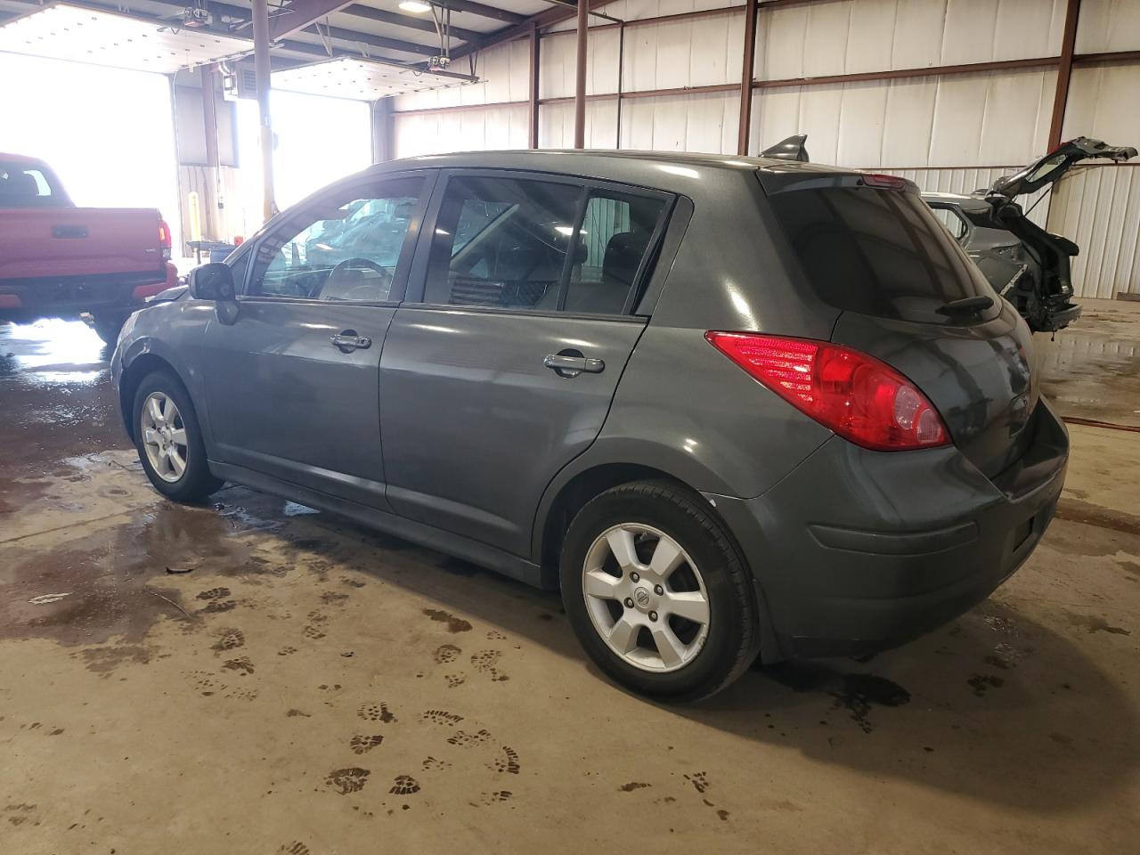 2008 Nissan Versa - Image 2
