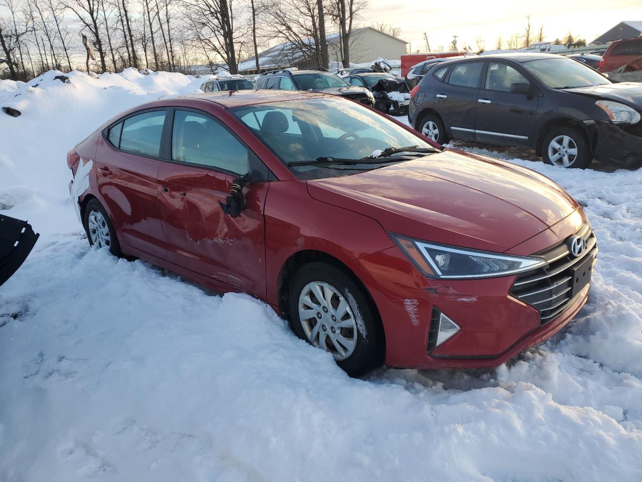 2019 Hyundai Elantra - Image 4