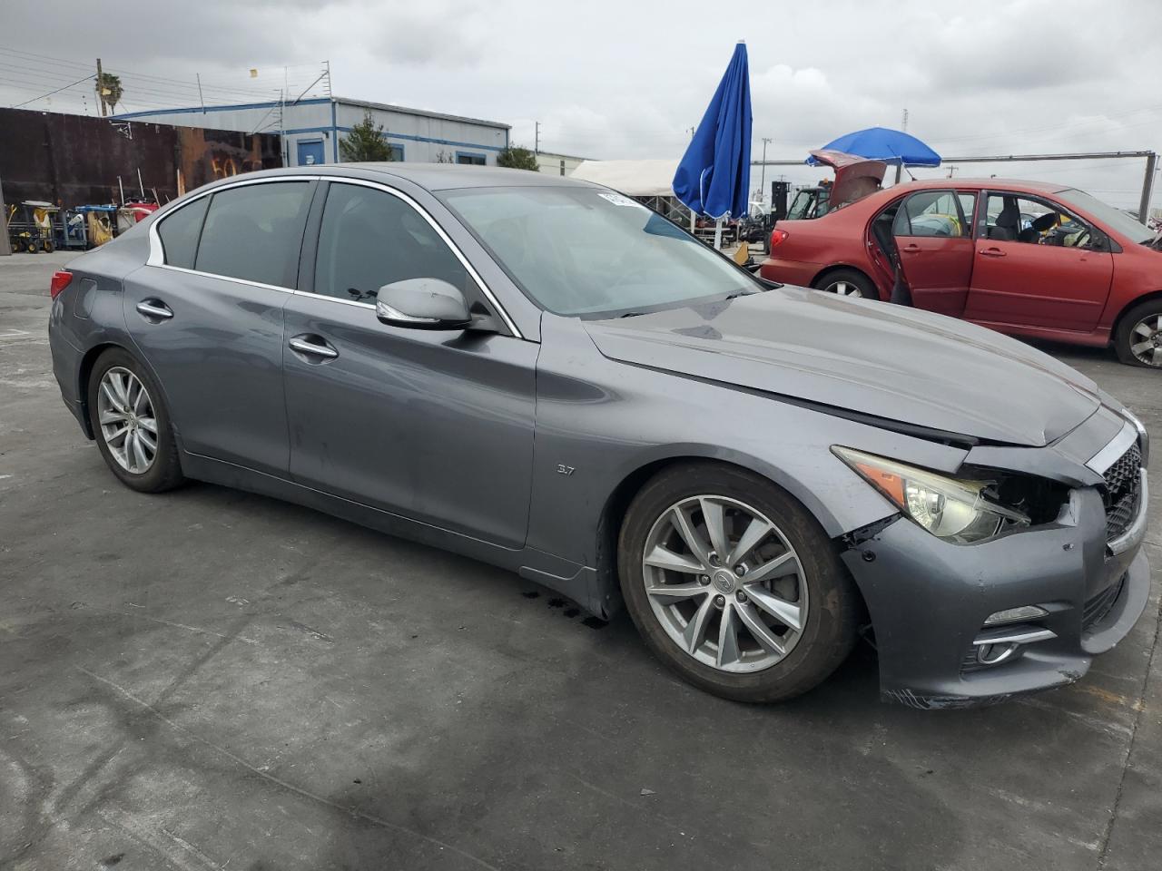 2015 Infiniti Q50 - Image 4