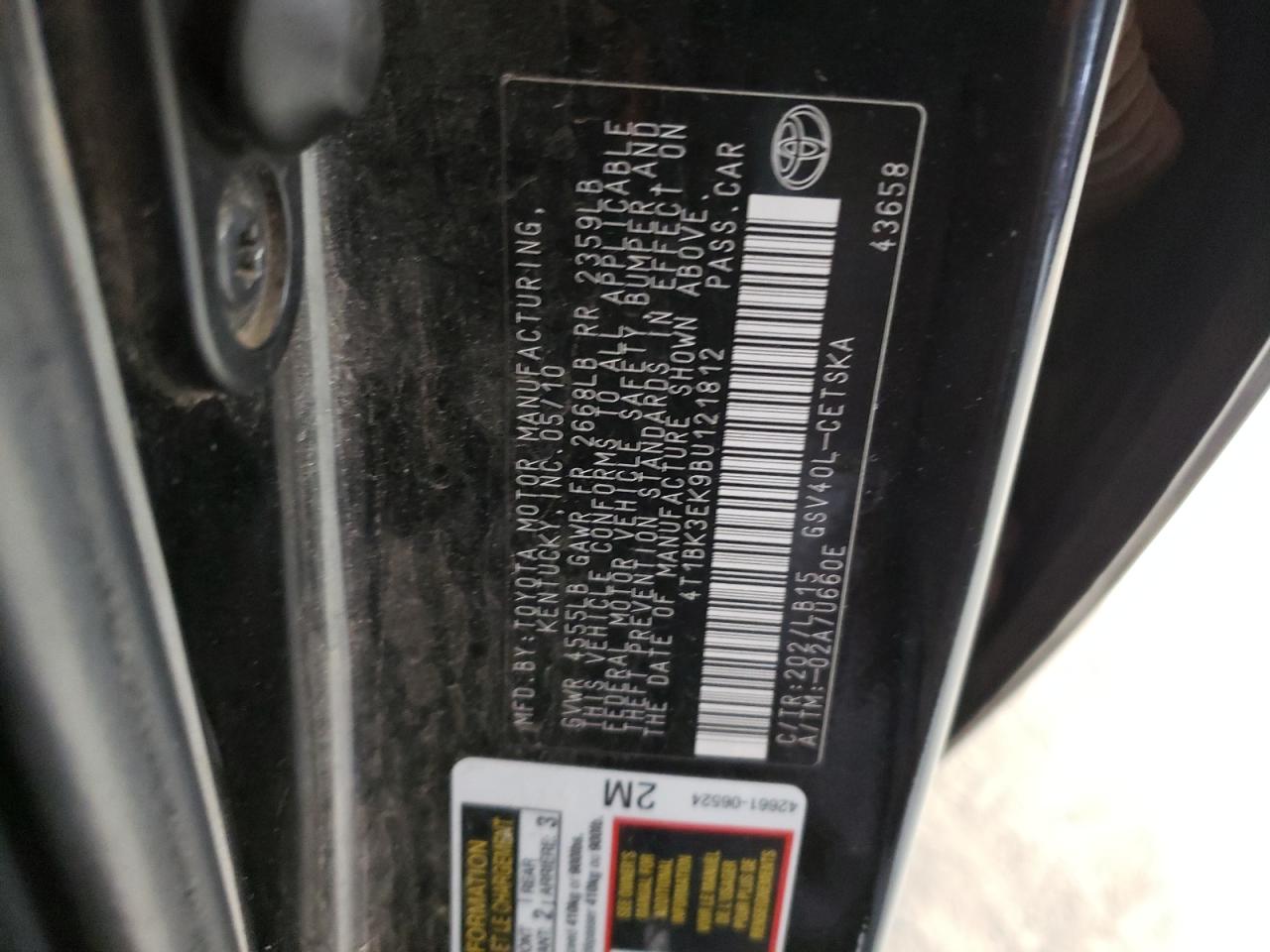 2011 Toyota Camry - Image 14