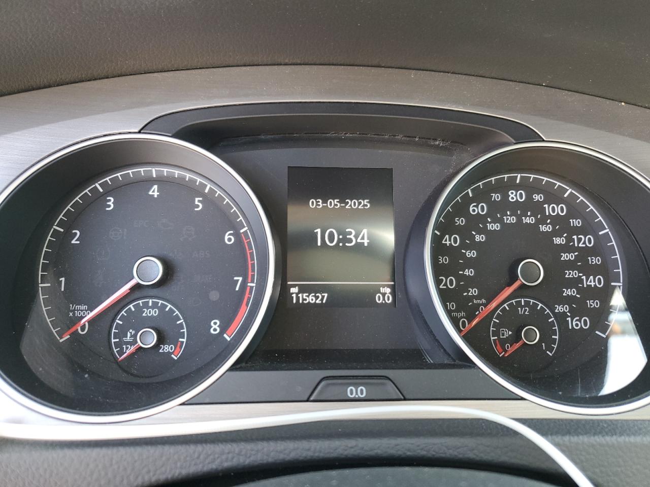 2017 Volkswagen Golf - Image 9