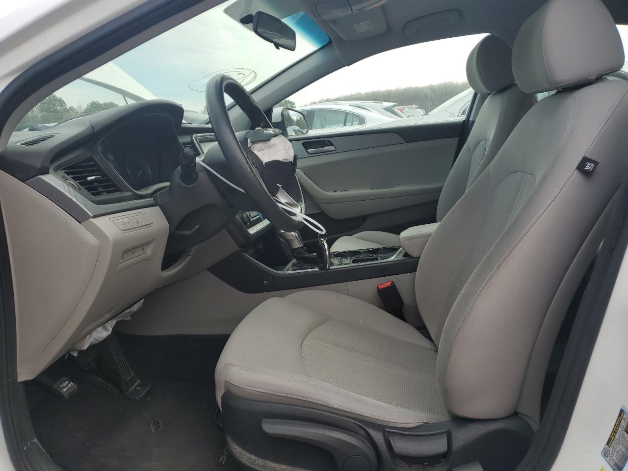 2019 Hyundai Sonata - Image 7