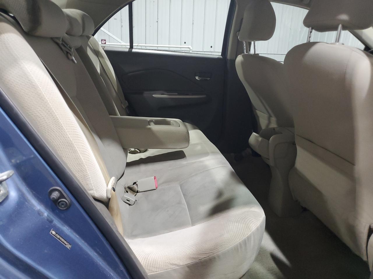 2009 Toyota Yaris - Image 11