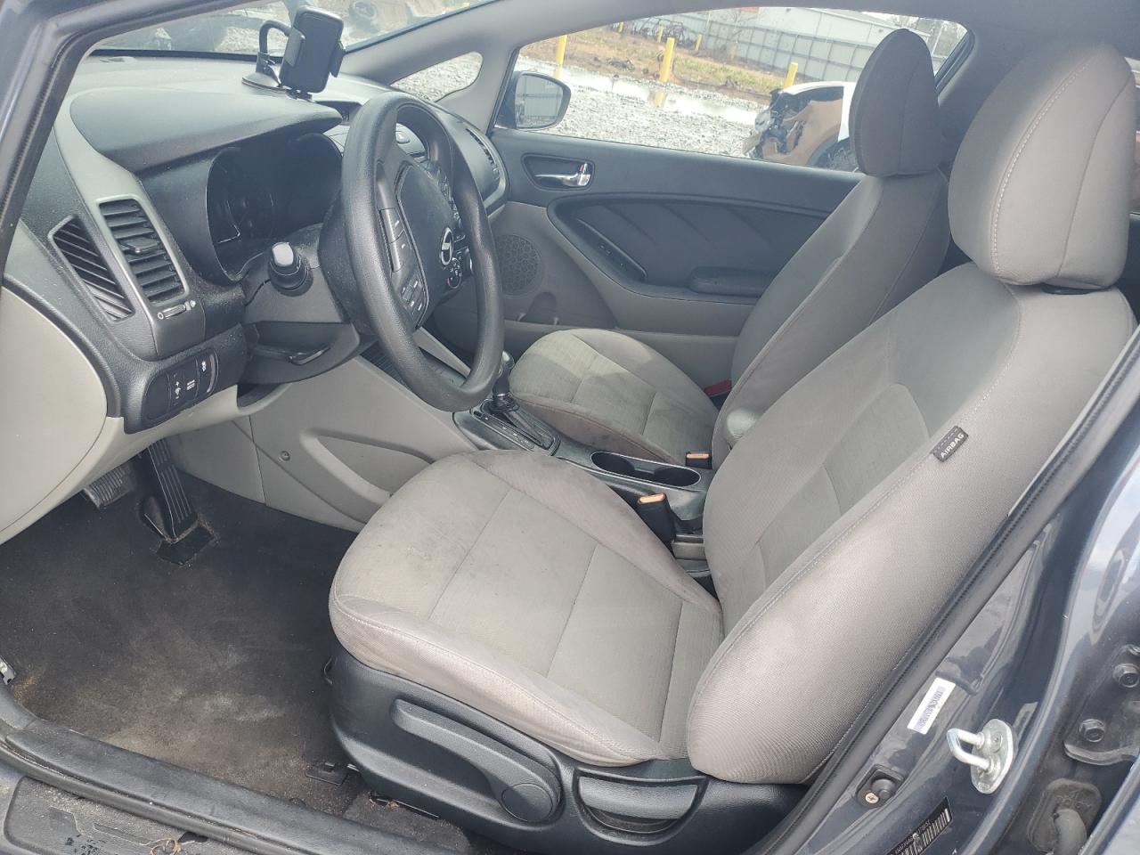 2014 Kia Forte - Image 7