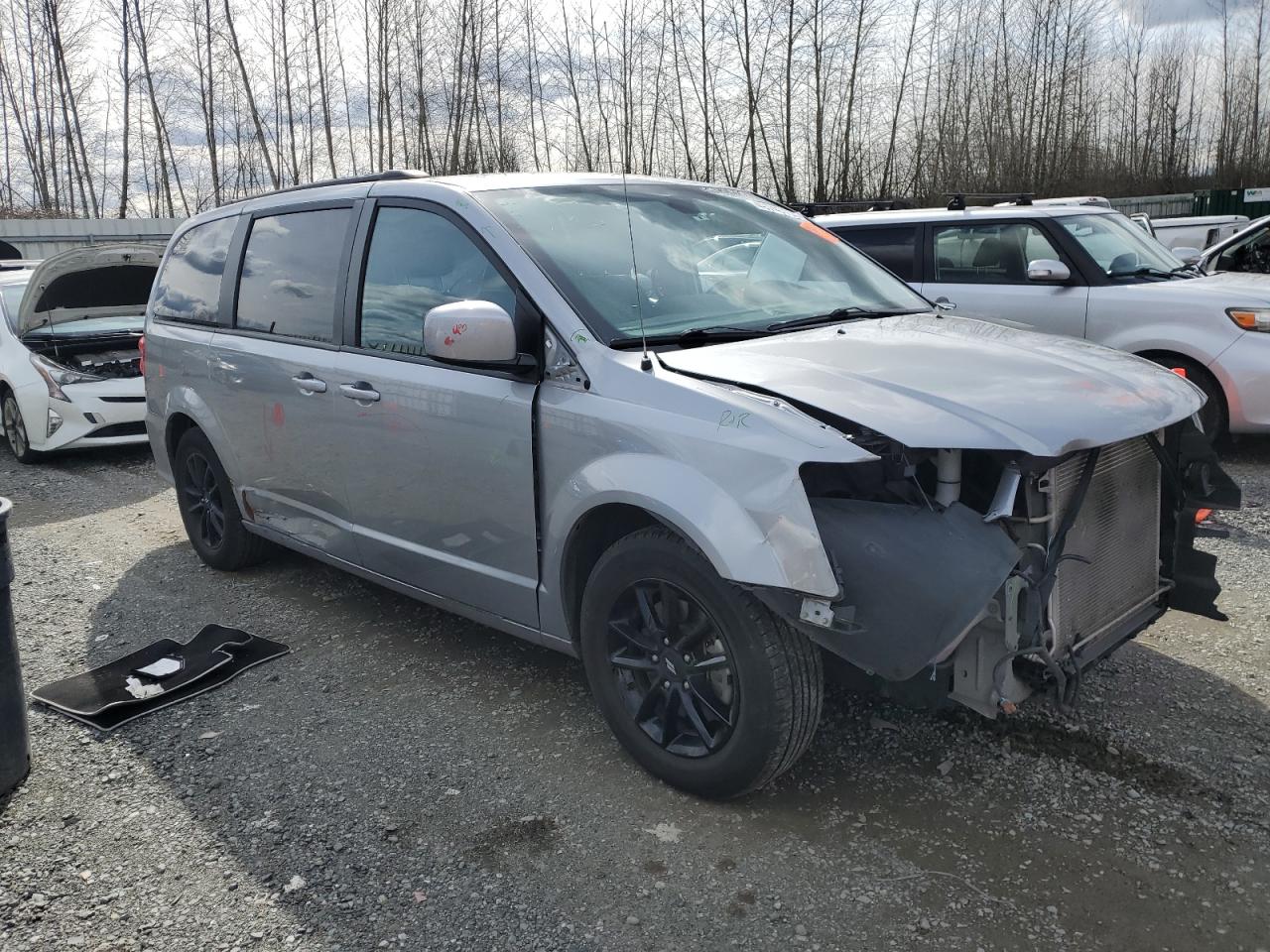 2019 Dodge Caravan - Image 4