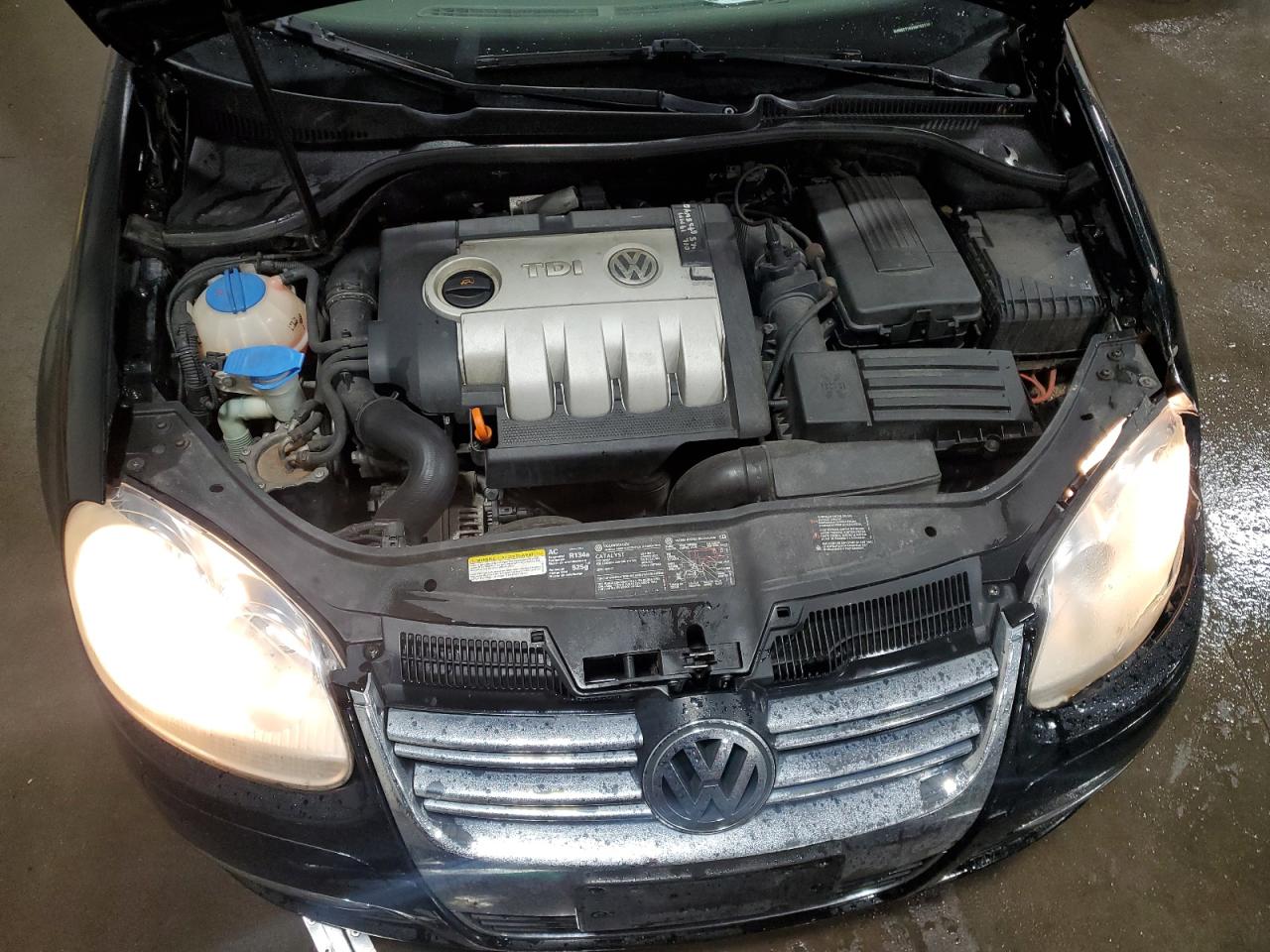 2006 Volkswagen Jetta - Image 11