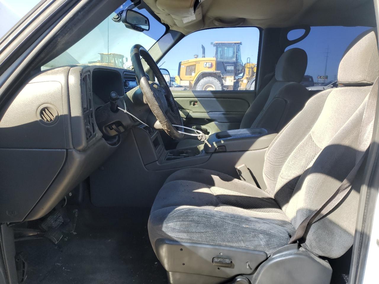 2005 Chevrolet Silverado - Image 7