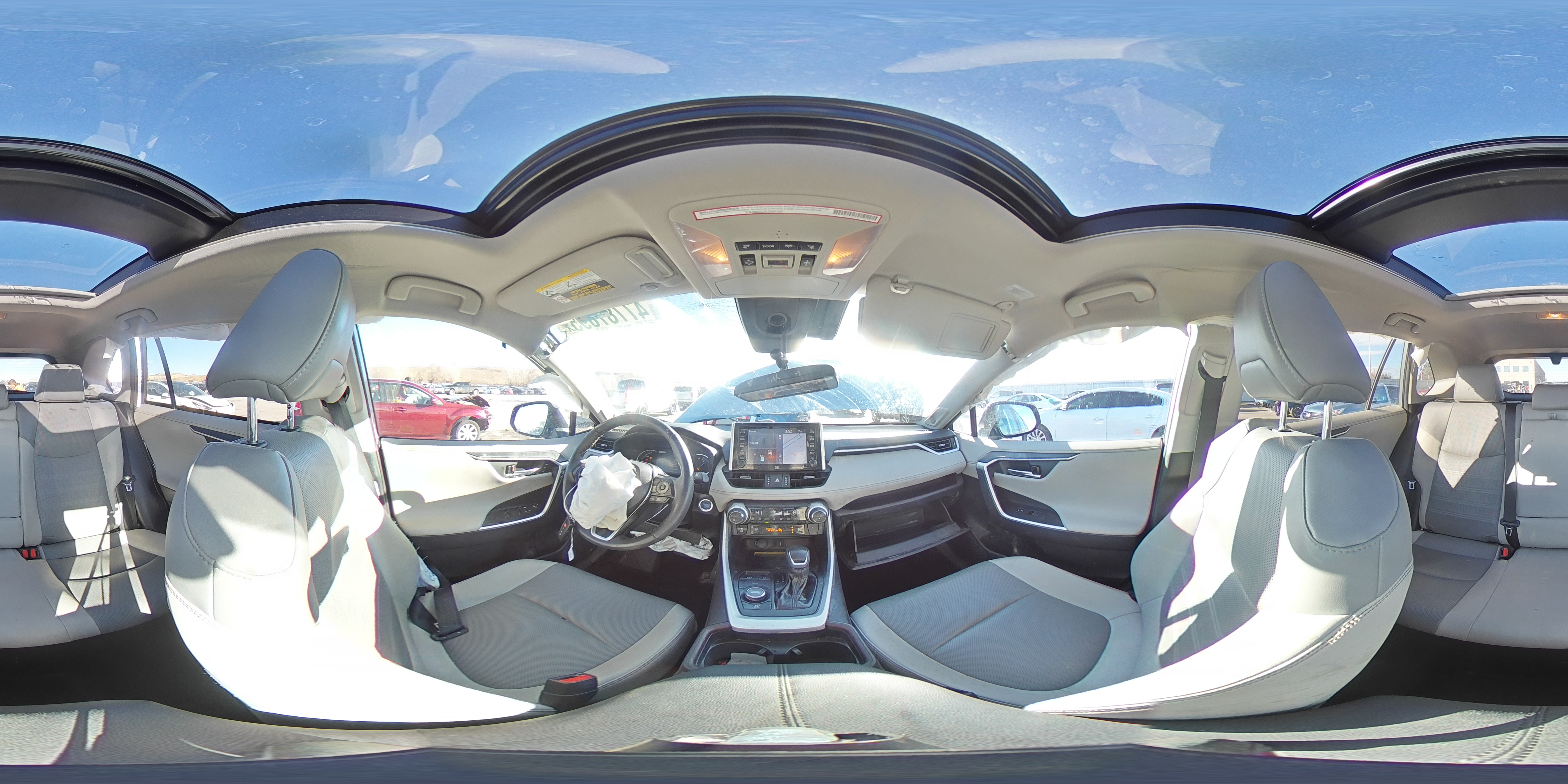 2021 Toyota RAV 4 - Image 16