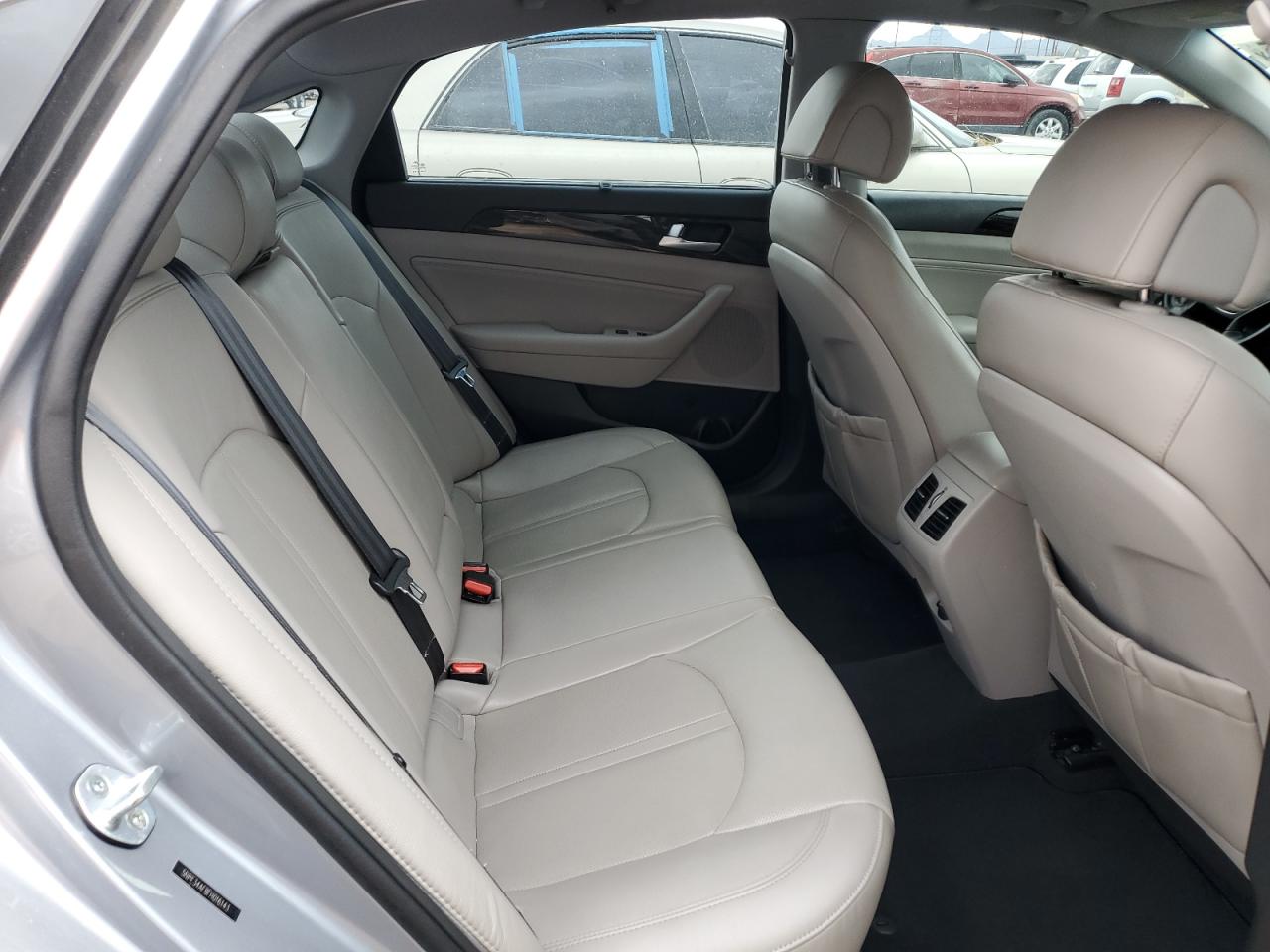 2015 Hyundai Sonata - Image 10