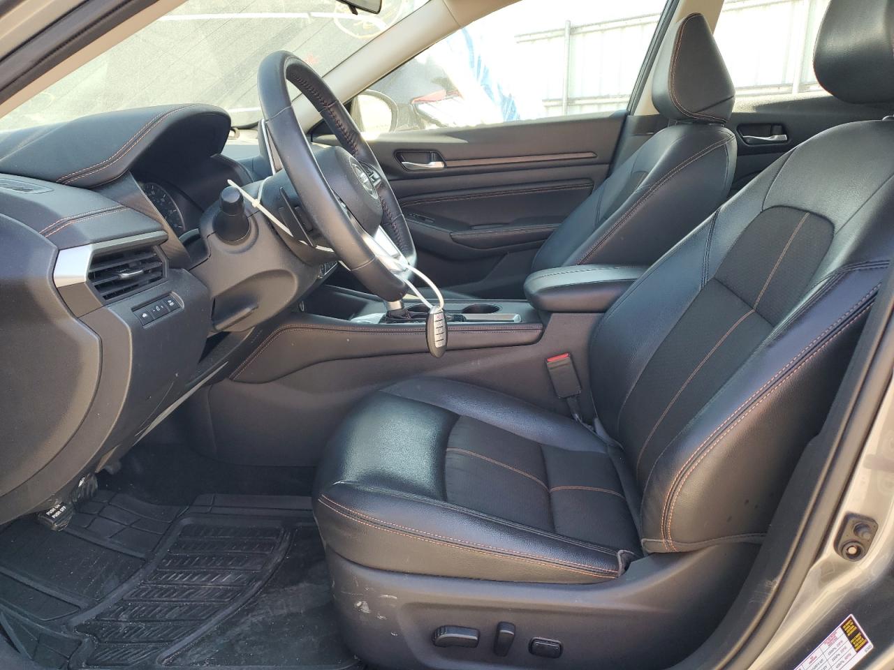 2019 Nissan Altima - Image 7