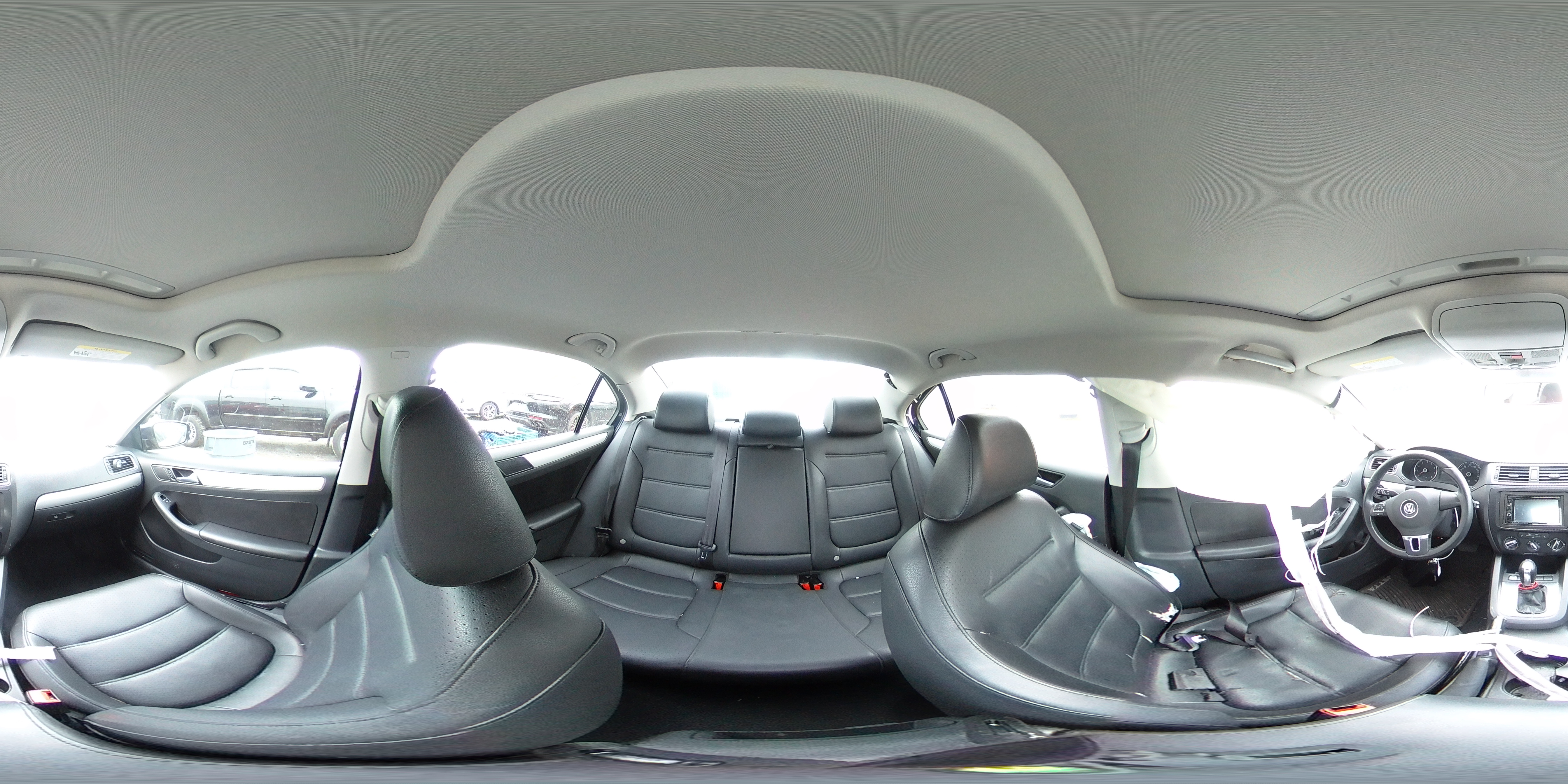 2014 Volkswagen Jetta - Image 13