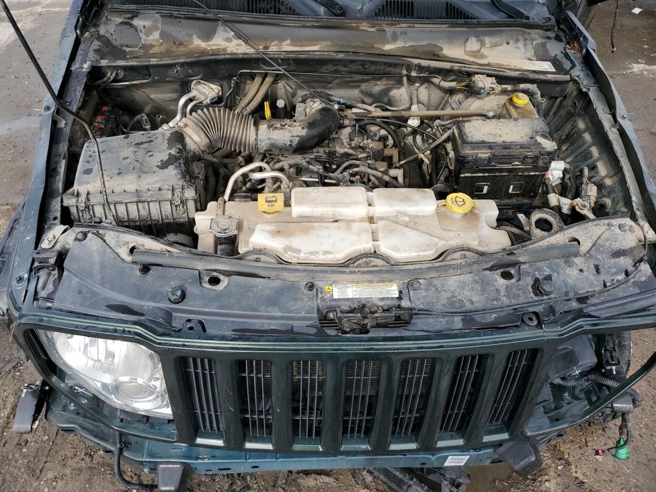 2010 Jeep Liberty (North America) - Image 12