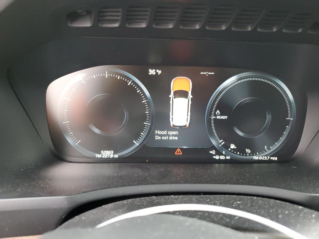 2019 Volvo XC90 - Image 9