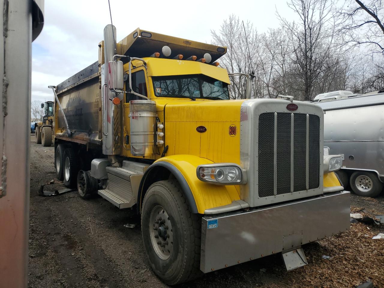2023 Peterbilt 389 Dump Truck na sprzedaż w New Britain, CT - Burn