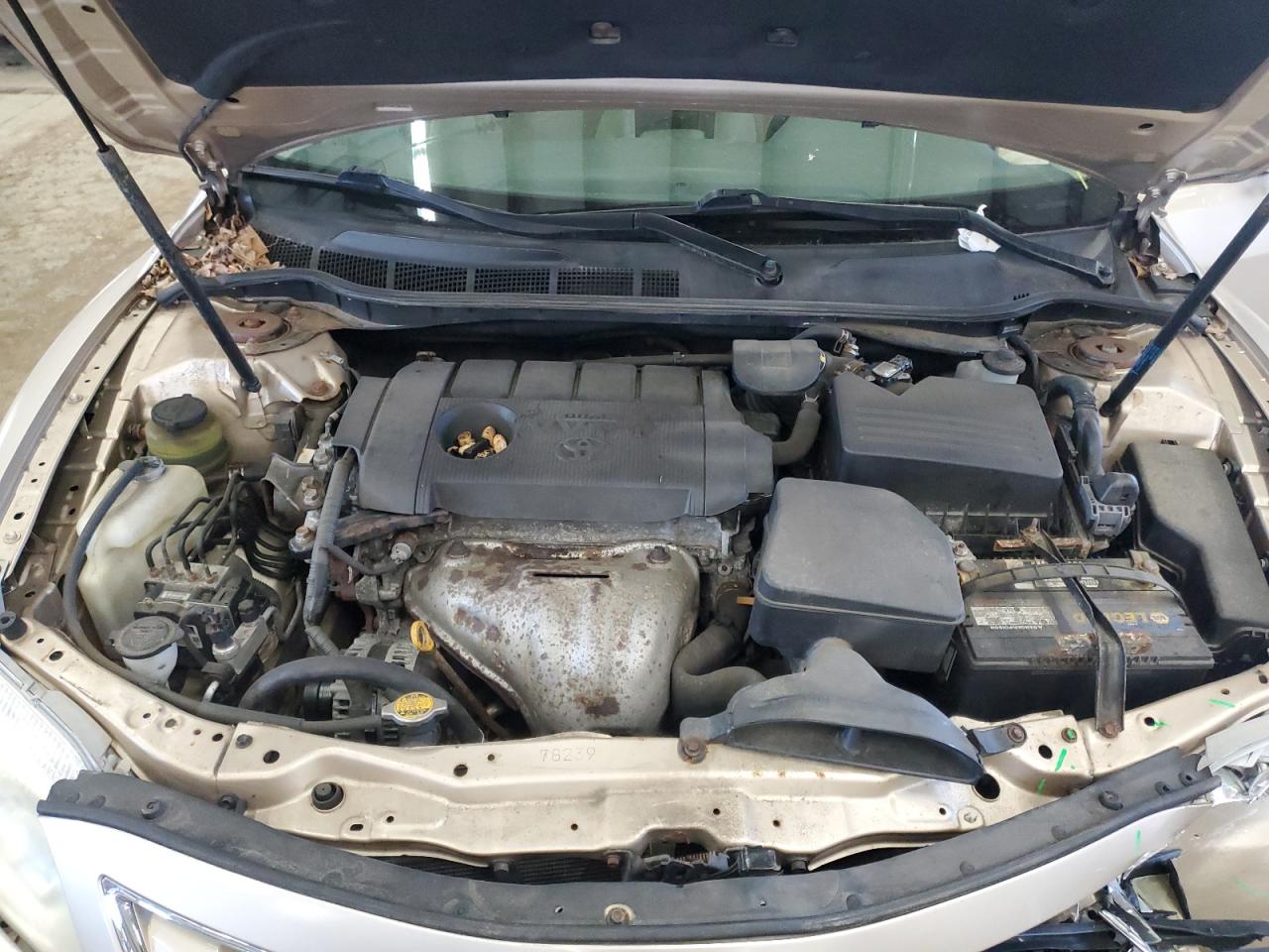 2011 Toyota Camry - Image 11