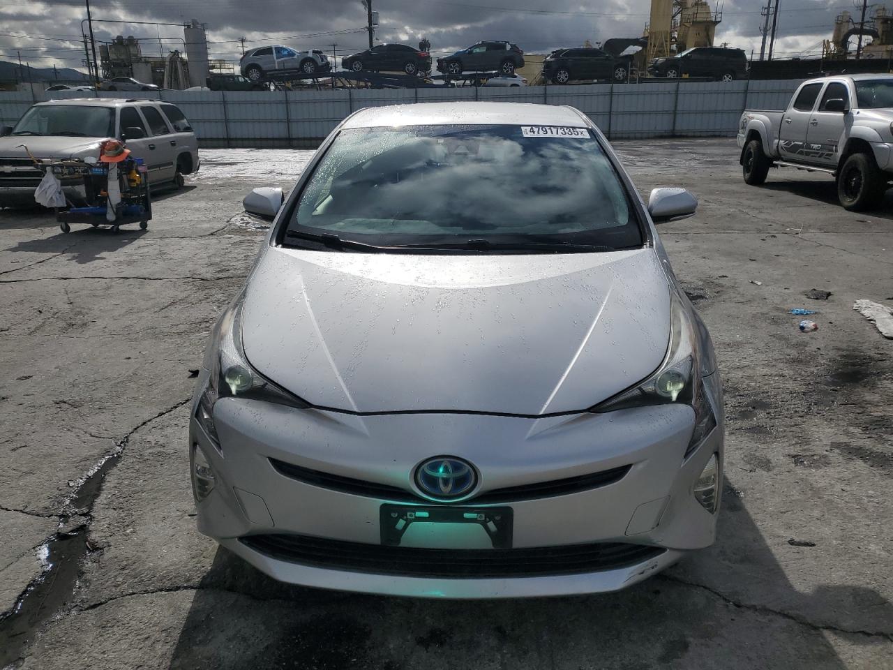 2016 Toyota Prius - Image 5