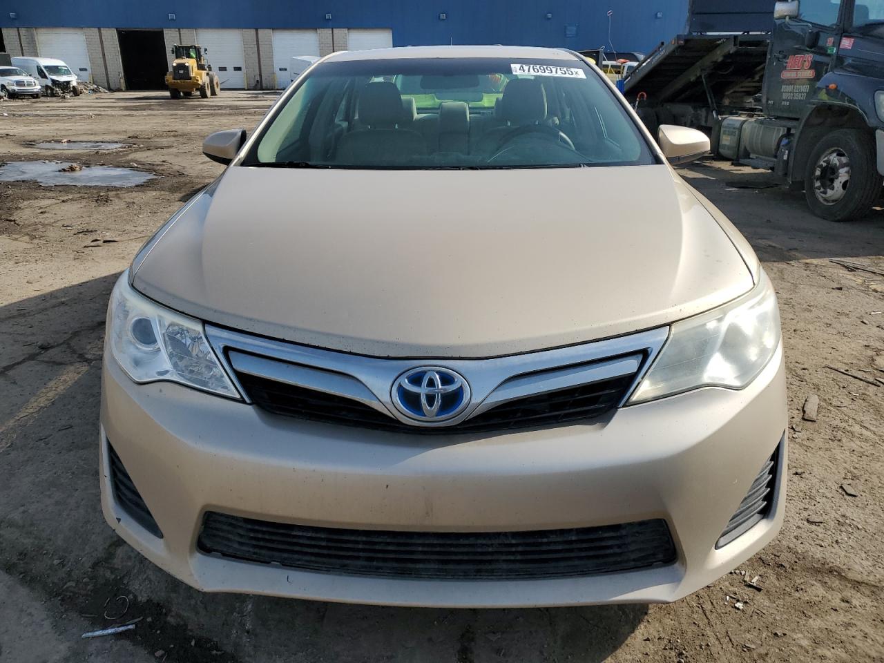 2012 Toyota Camry - Image 5