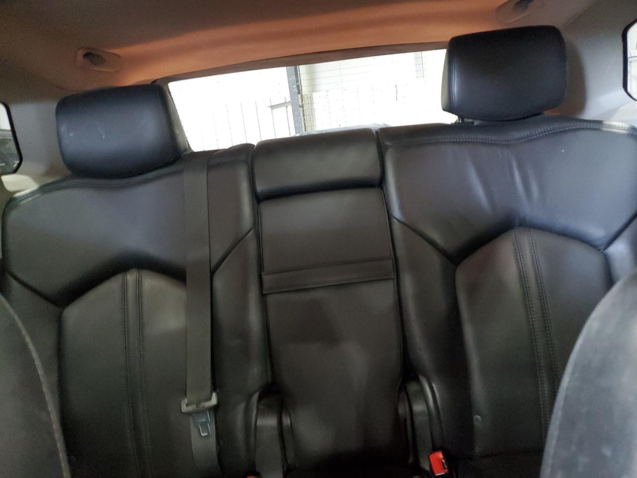 2010 Cadillac SRX - Image 10