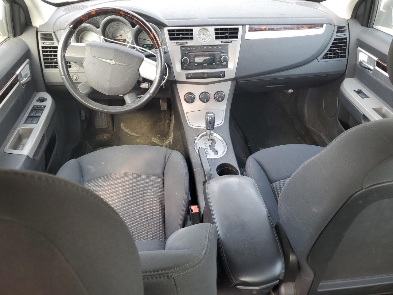 2009 Chrysler Sebring - Image 8