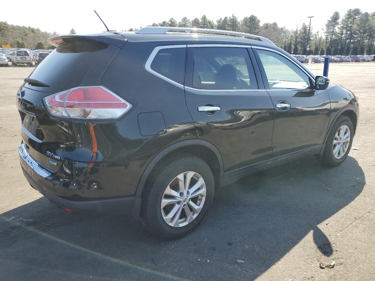 2014 Nissan Rogue - Image 3