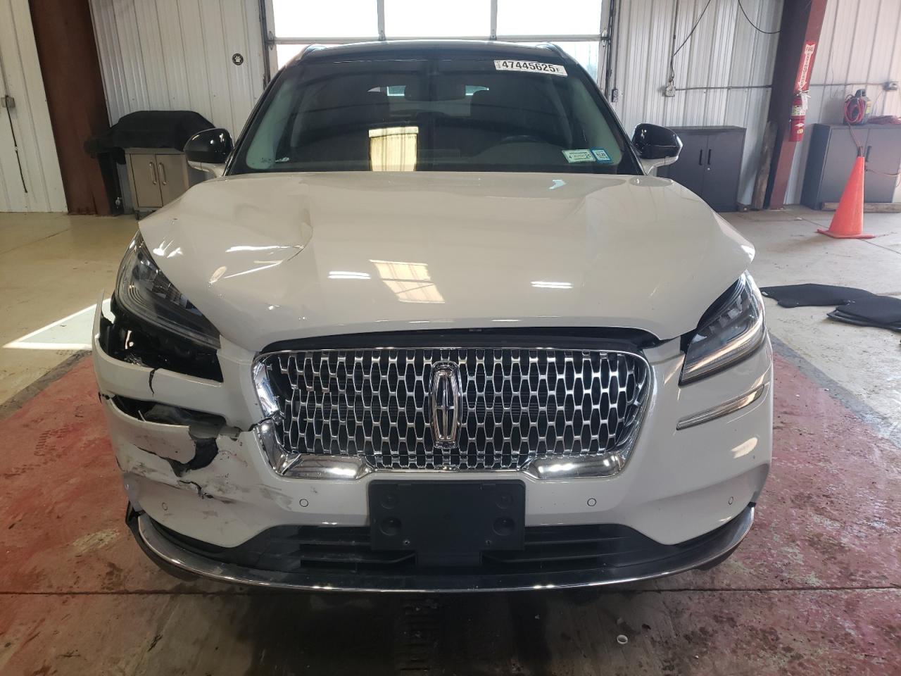 2022 Lincoln Corsair - Image 5