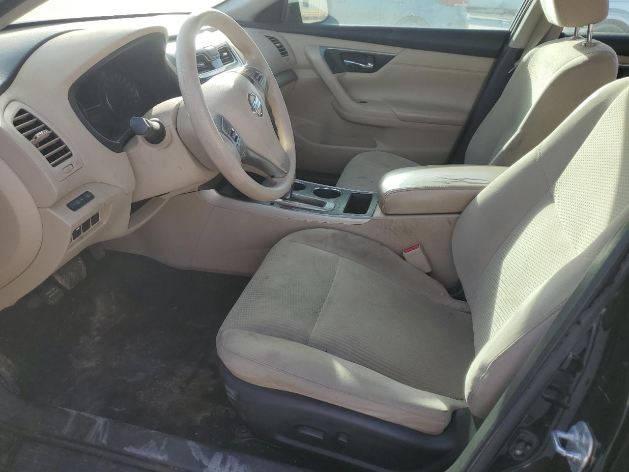 2015 Nissan Altima - Image 7