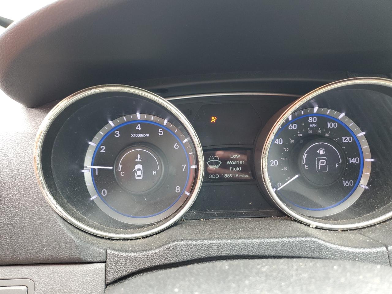 2012 Hyundai Sonata - Image 9