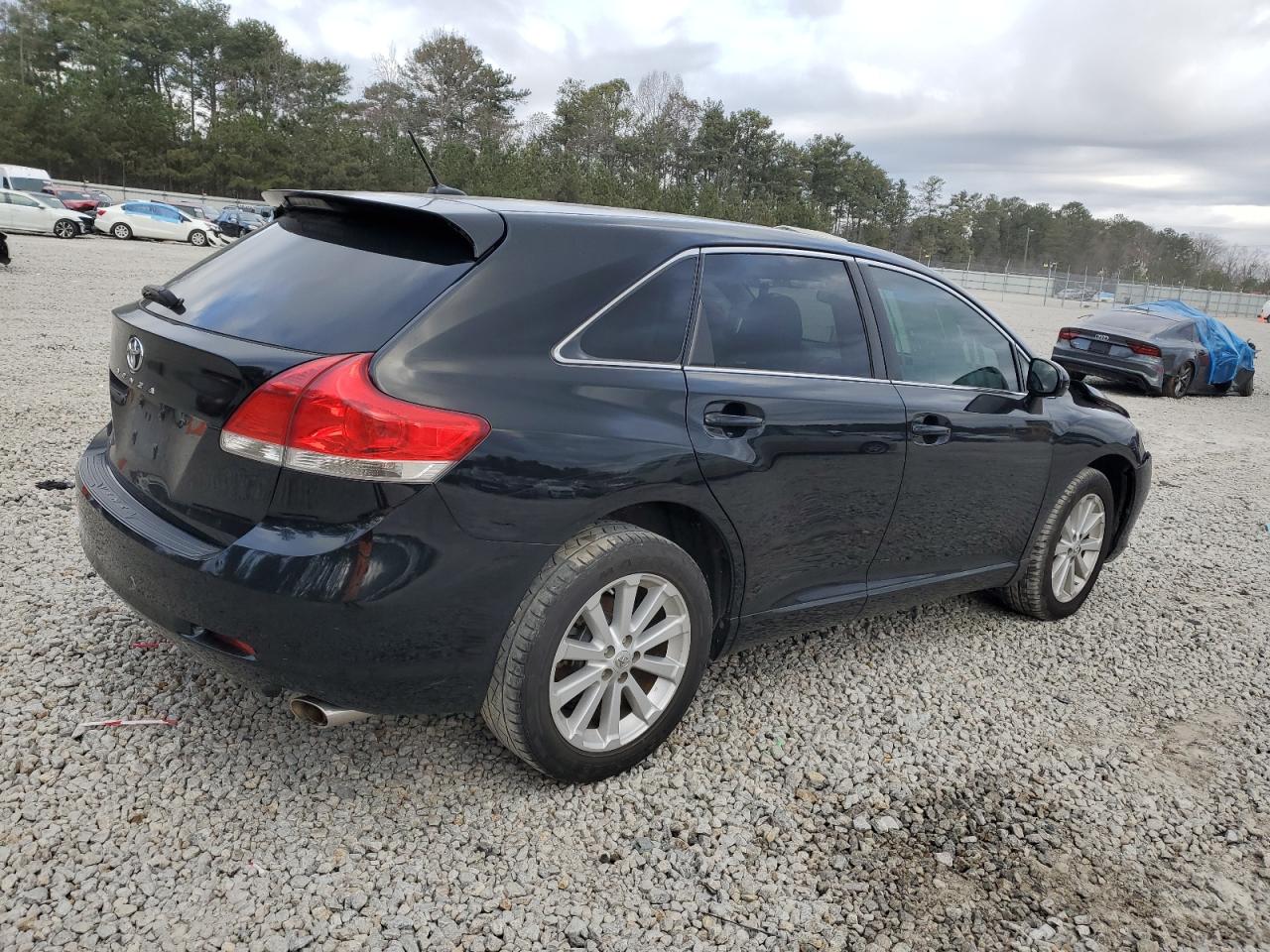 2010 Toyota Venza - Image 3