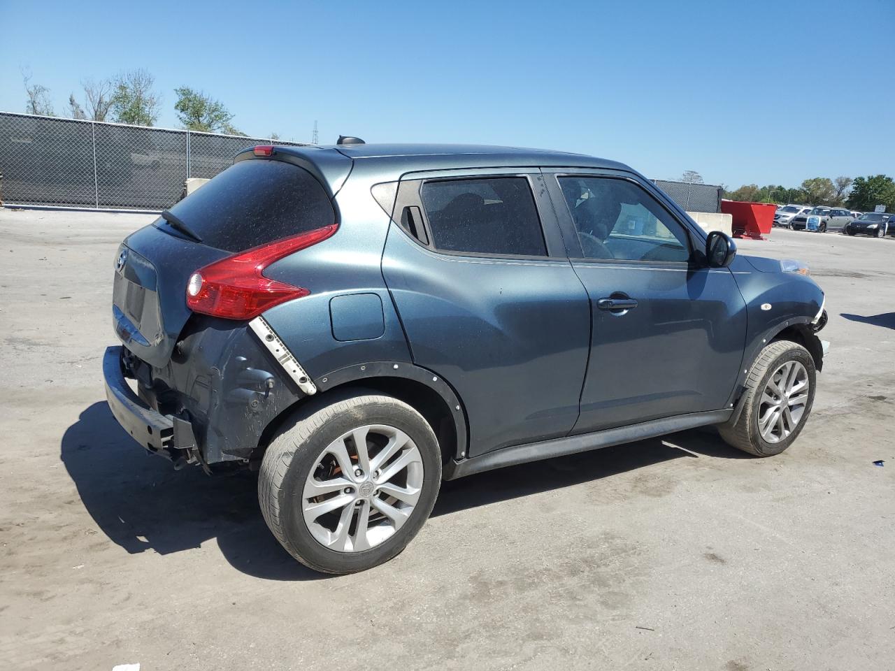 2011 Nissan Juke - Image 3