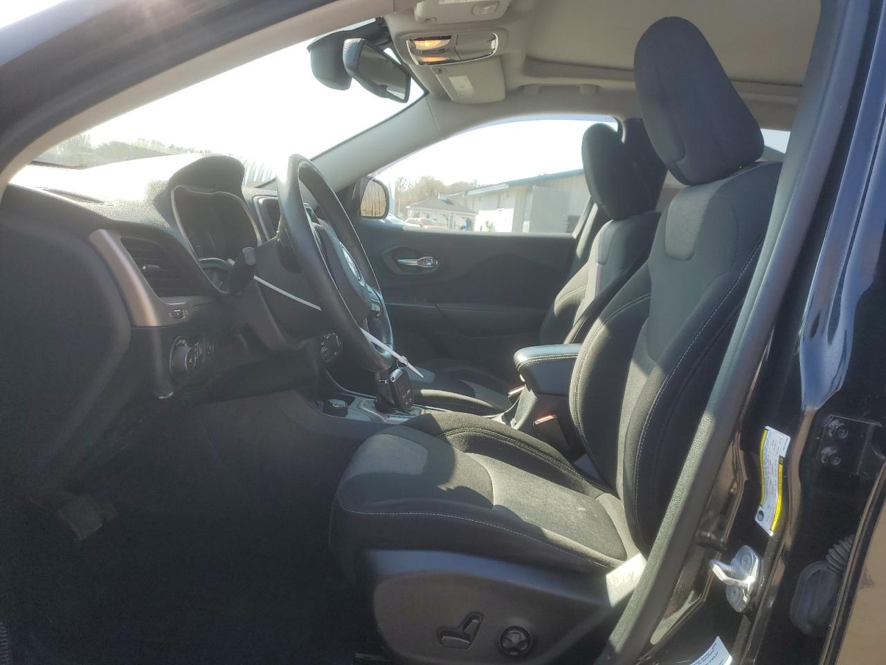 2014 Jeep Grand Cherokee - Image 7