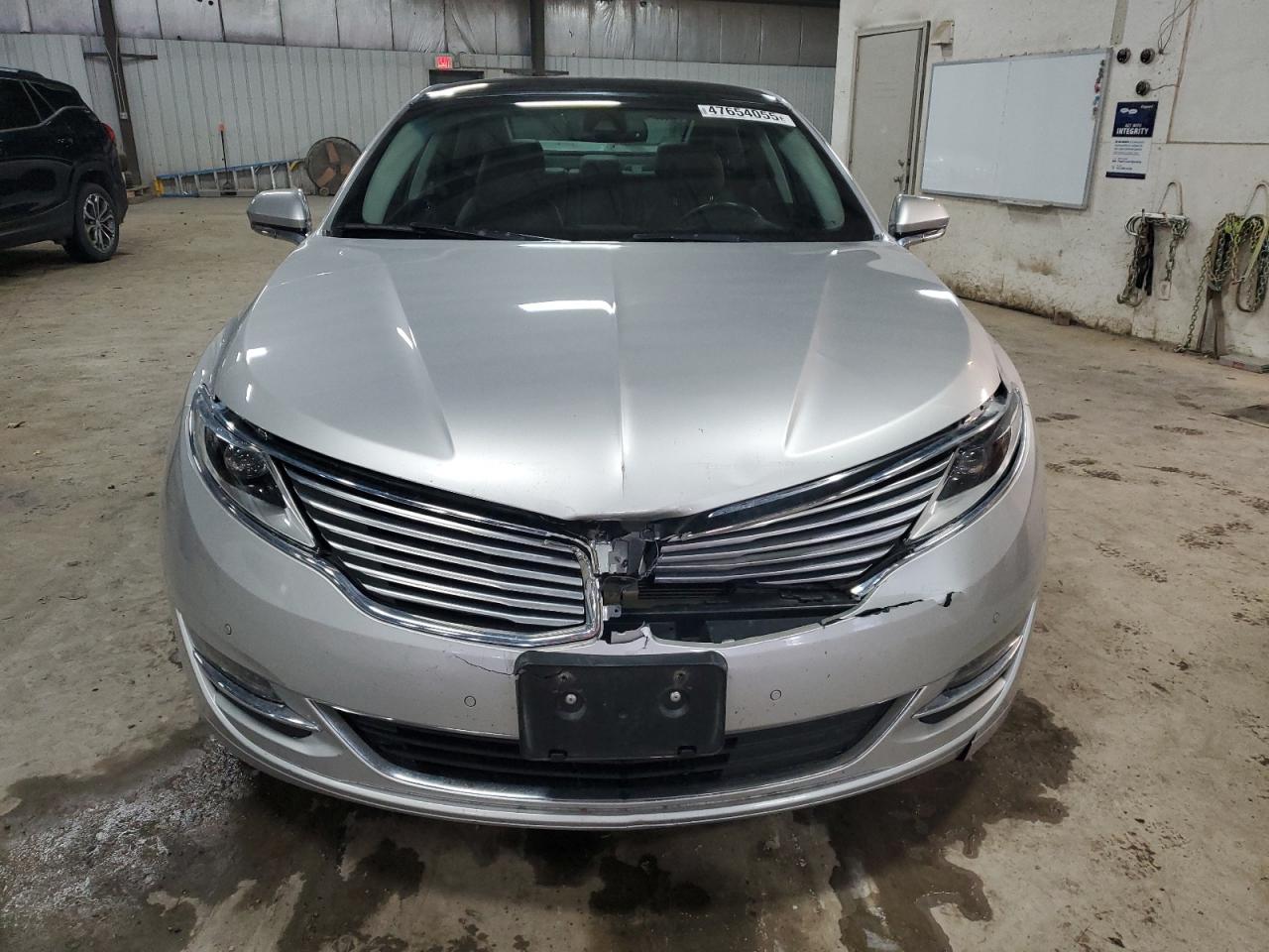 2016 Lincoln MKZ - Image 5