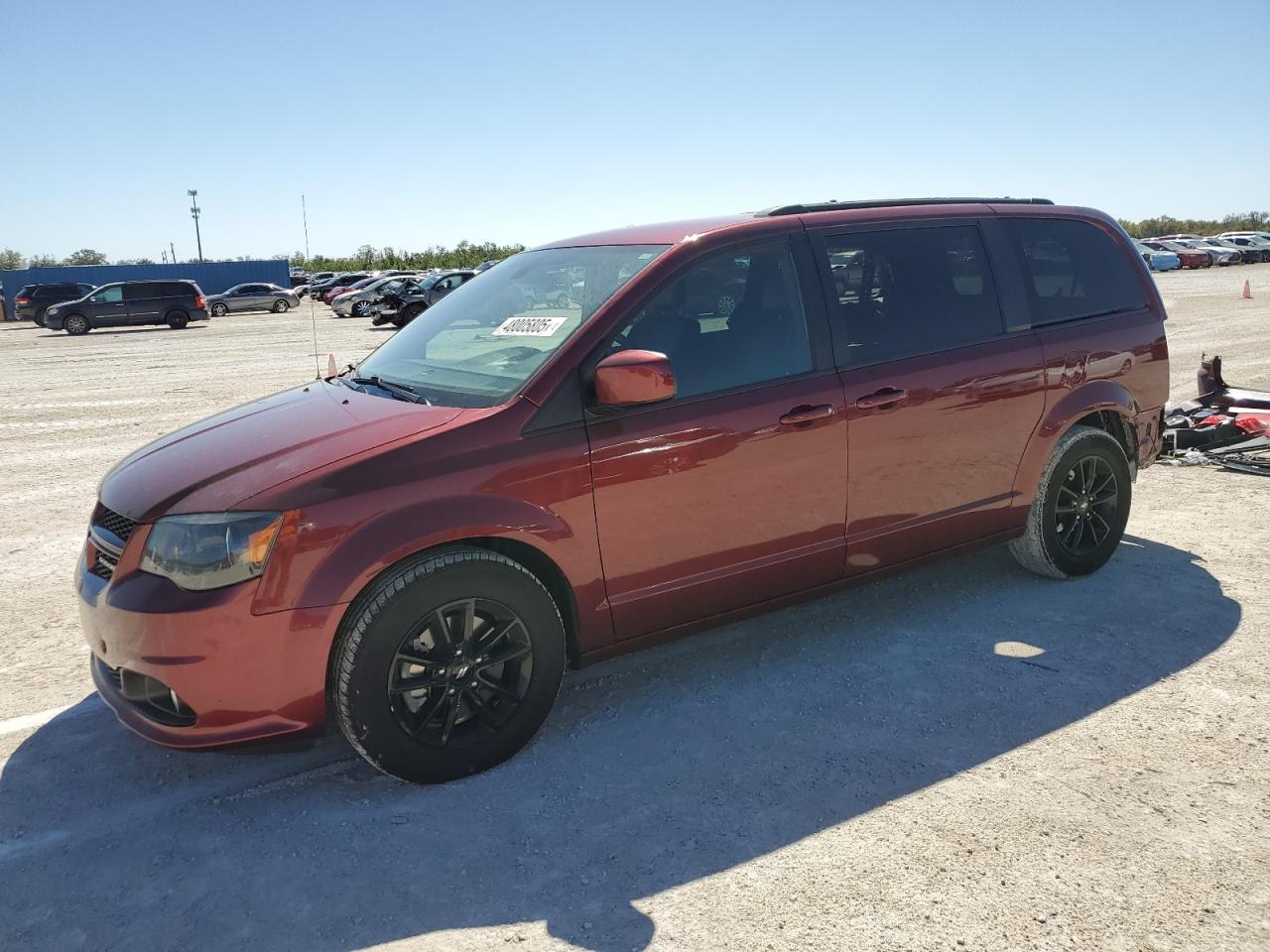2019 Dodge Caravan - Image 1
