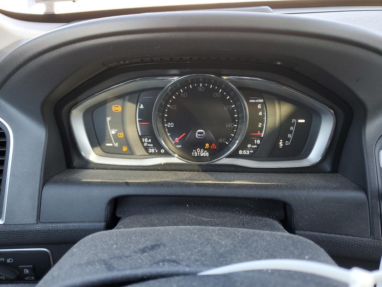 2015 Volvo XC60 - Image 9