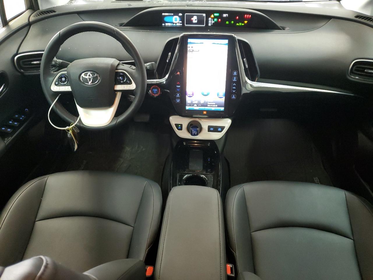 2018 Toyota Prius - Image 8