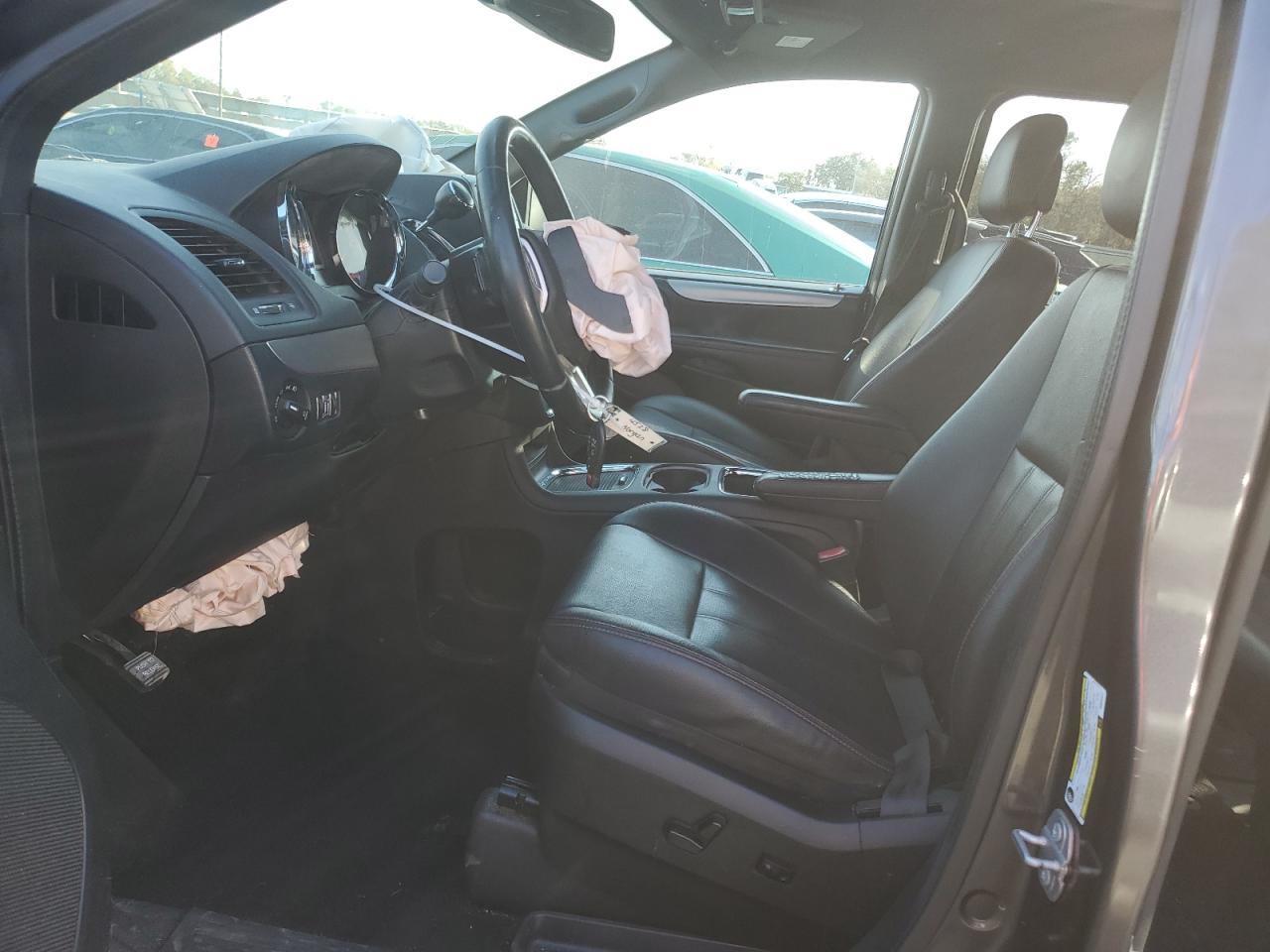 2019 Dodge Caravan - Image 7