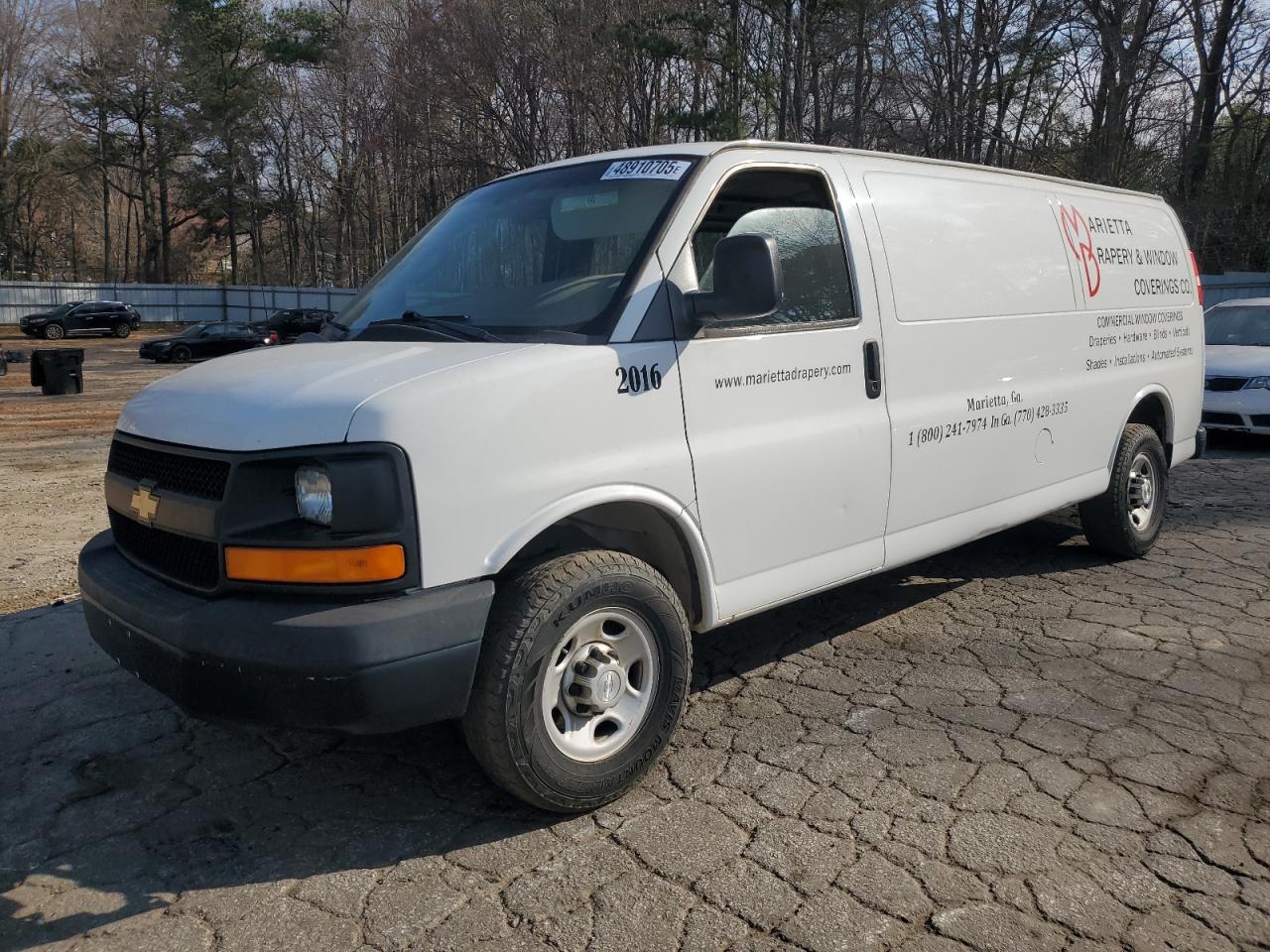 2016 Chevrolet Express G2500  for Sale in Austell, GA - Front End