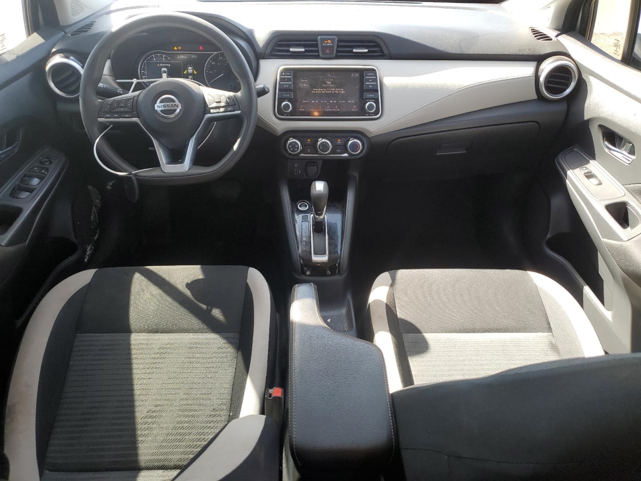 2021 Nissan Versa - Image 8