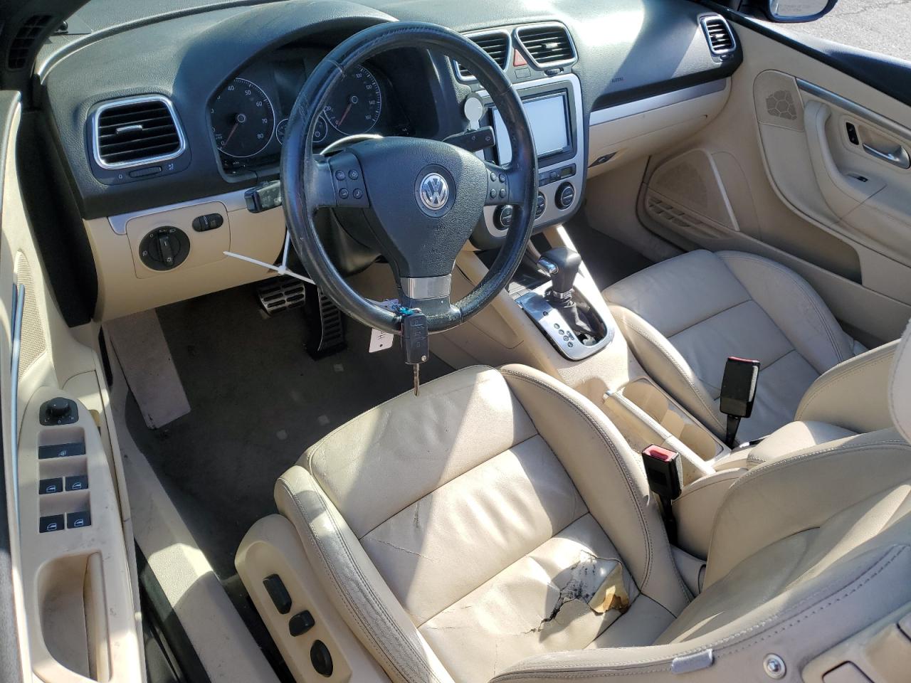 2007 Volkswagen Eos 2.0T Sport VIN: WVWDA71F27V049675 Lot: 49322735