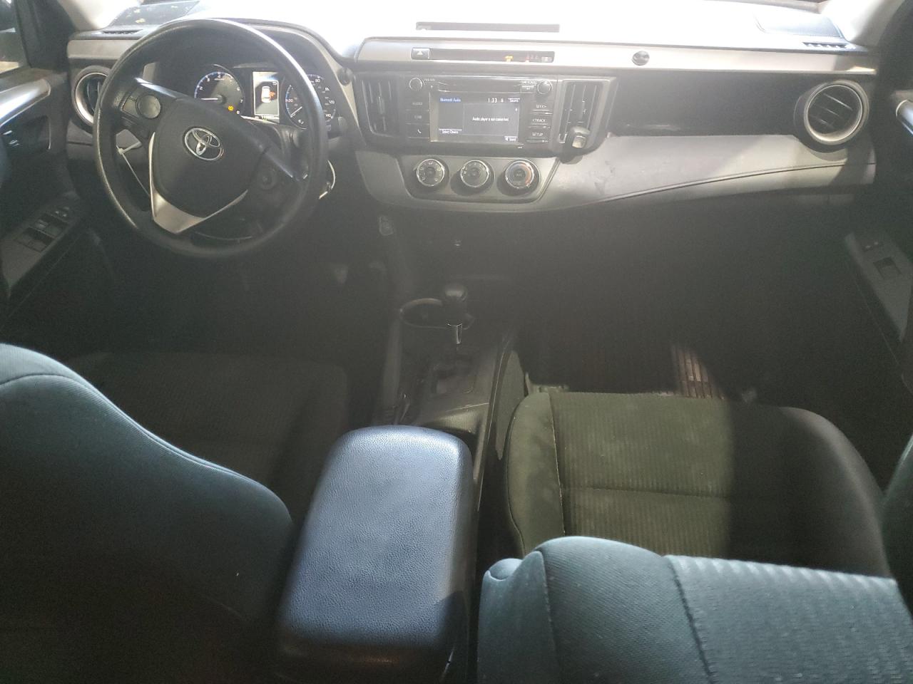 2018 Toyota RAV 4 - Image 8