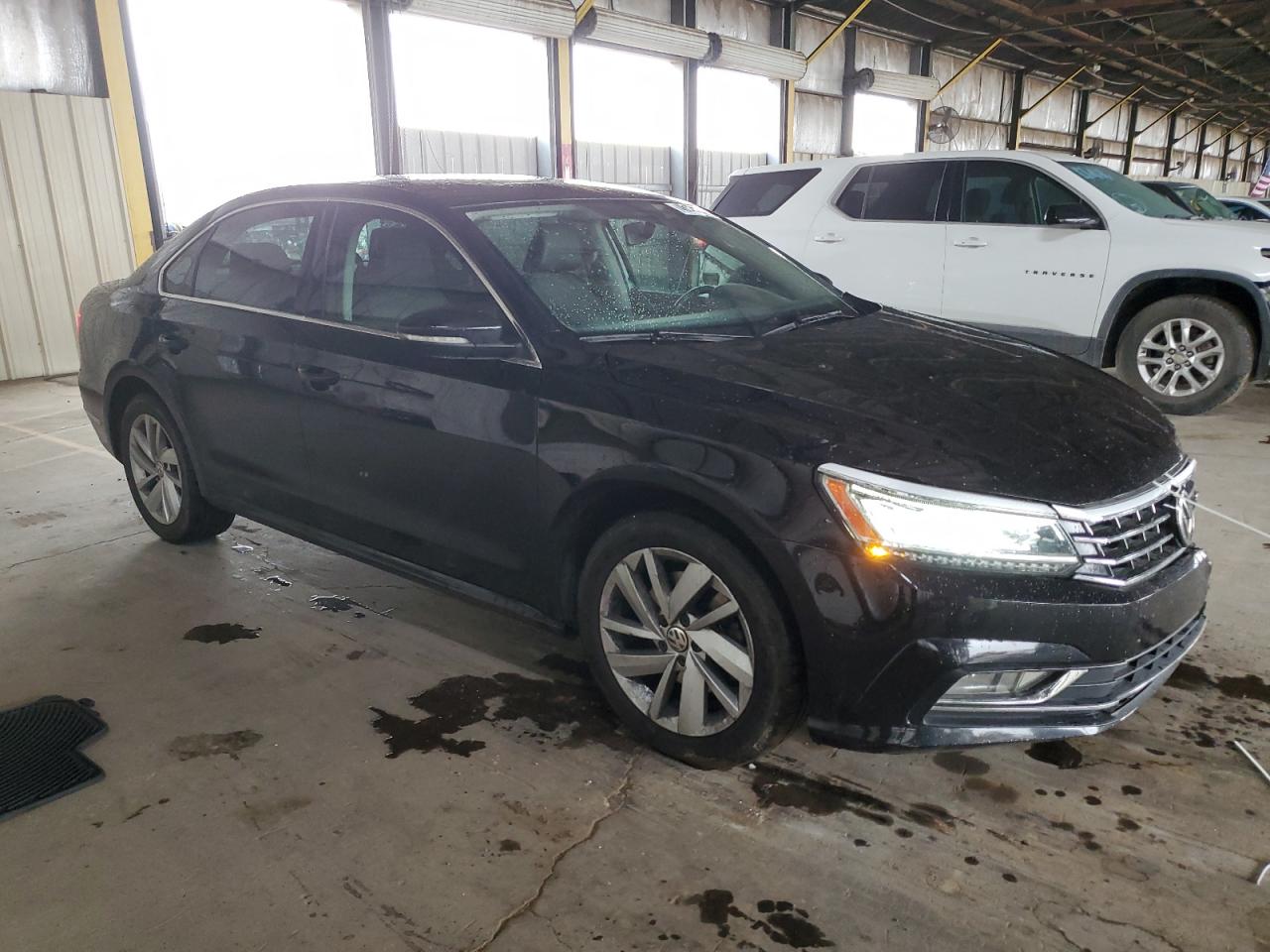 2018 Volkswagen Passat - Image 4