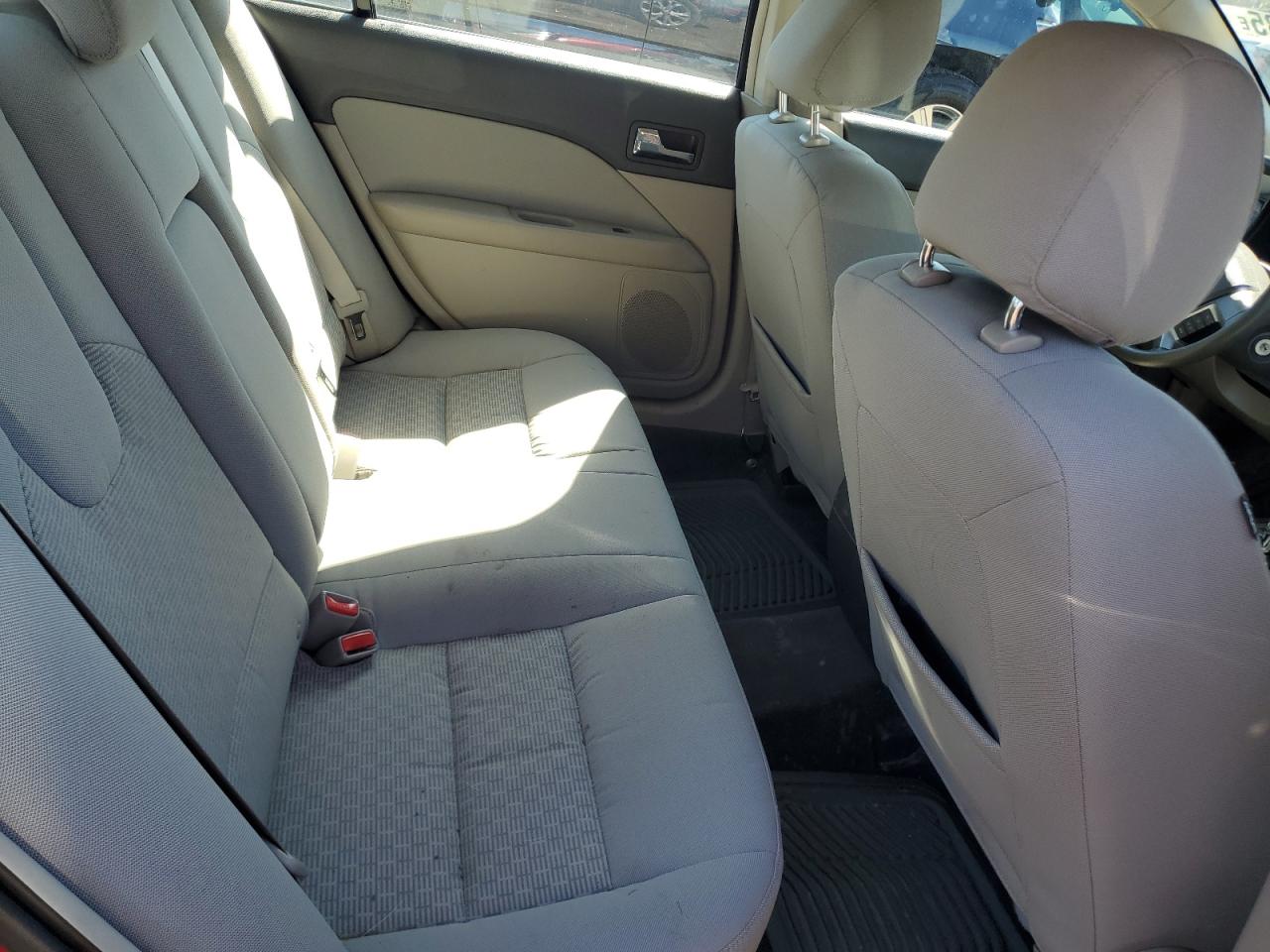 2012 Ford Fusion - Image 10