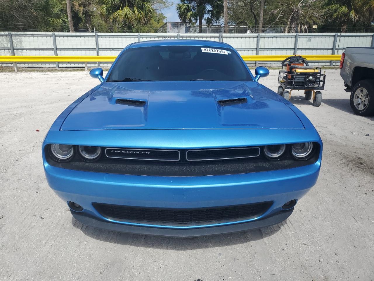 2016 Dodge Challenger - Image 5