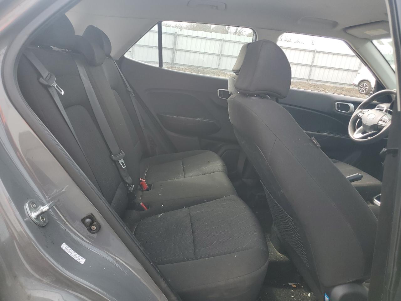 2020 Hyundai Venue - Image 10