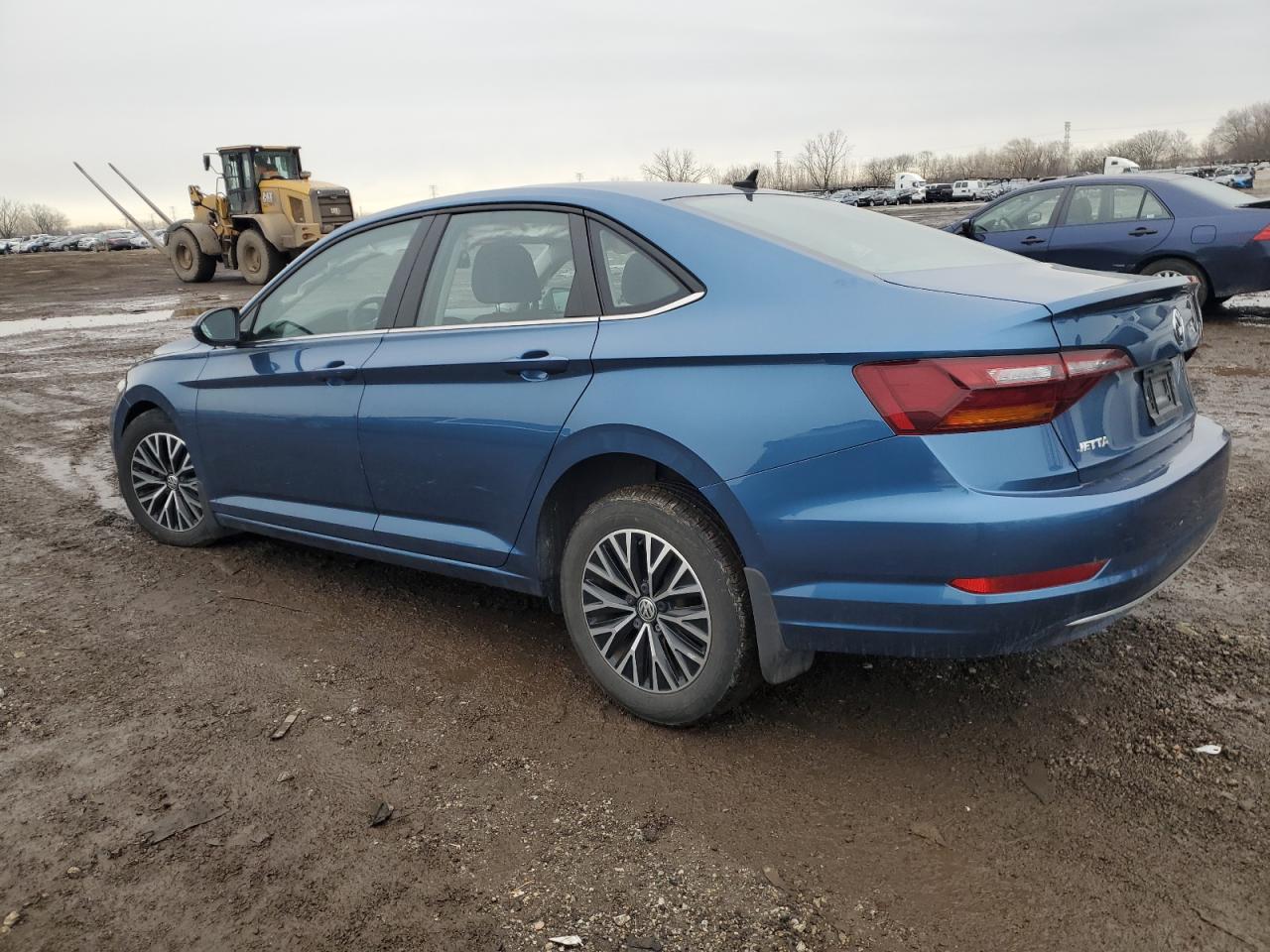 2019 Volkswagen Jetta - Image 2