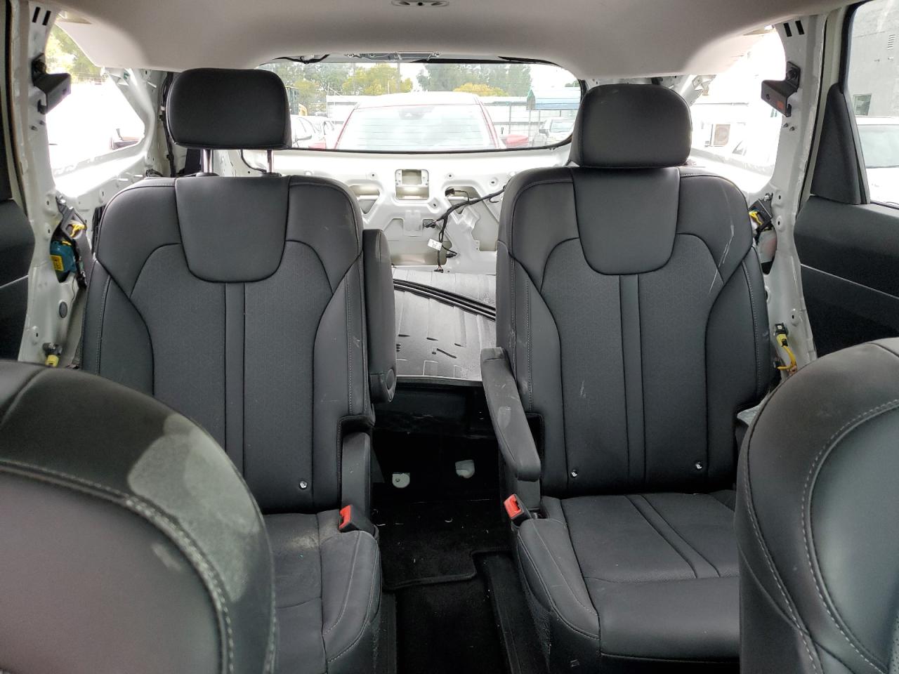 2023 Kia Sorento - Image 10